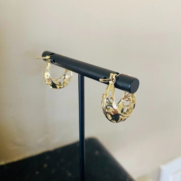Vintage Filigree Gold Plated 925 Sterling Silver Mini Hoop Earrings - Picture 3 of 6
